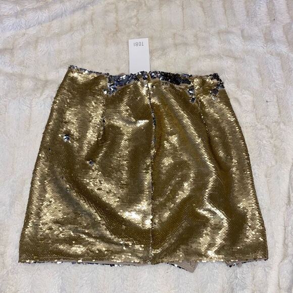 Tobi Gold and Silver Sequin Mini Skirt | Sz S, NWT - Picture 2 of 5